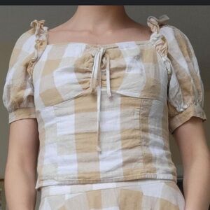 Who What Wear Waffle Knit Top in Beige and Off-White